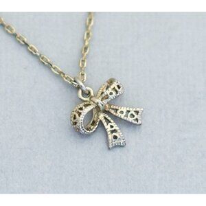 18" dainty silver bow vintage necklace (C6)
